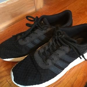 Women’s Adidas Cloudfoam QT Racer